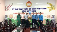 LĐLĐ tỉnh chúc mừng UBMTTQ Việt Nam tỉnh nhân kỷ niệm 90 năm Ngày truyền thống