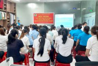 ĐLĐ thị xã Hoài Nhơn: Tư vấn pháp luật, tuyên truyền chính sách lao động nữ