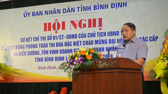 UBND tỉnh Bình Định: Biểu dương, tôn vinh các doanh nghiệp, doanh nhân tiêu biểu