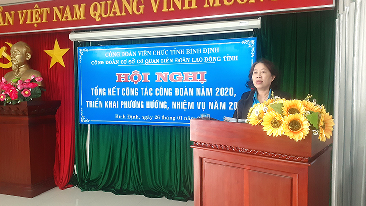 HINH HOI NGHI CBCC 1